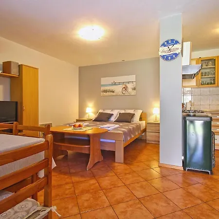 Fuer 3 Personen Ca 36 Qm In Pula-fondole, Istrien Istrische Riviera * Valbandon